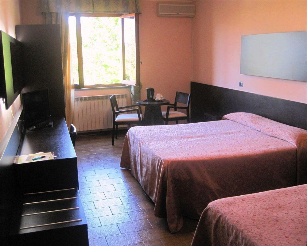 Hotel La Meridiana 乌尔比诺 外观 照片
